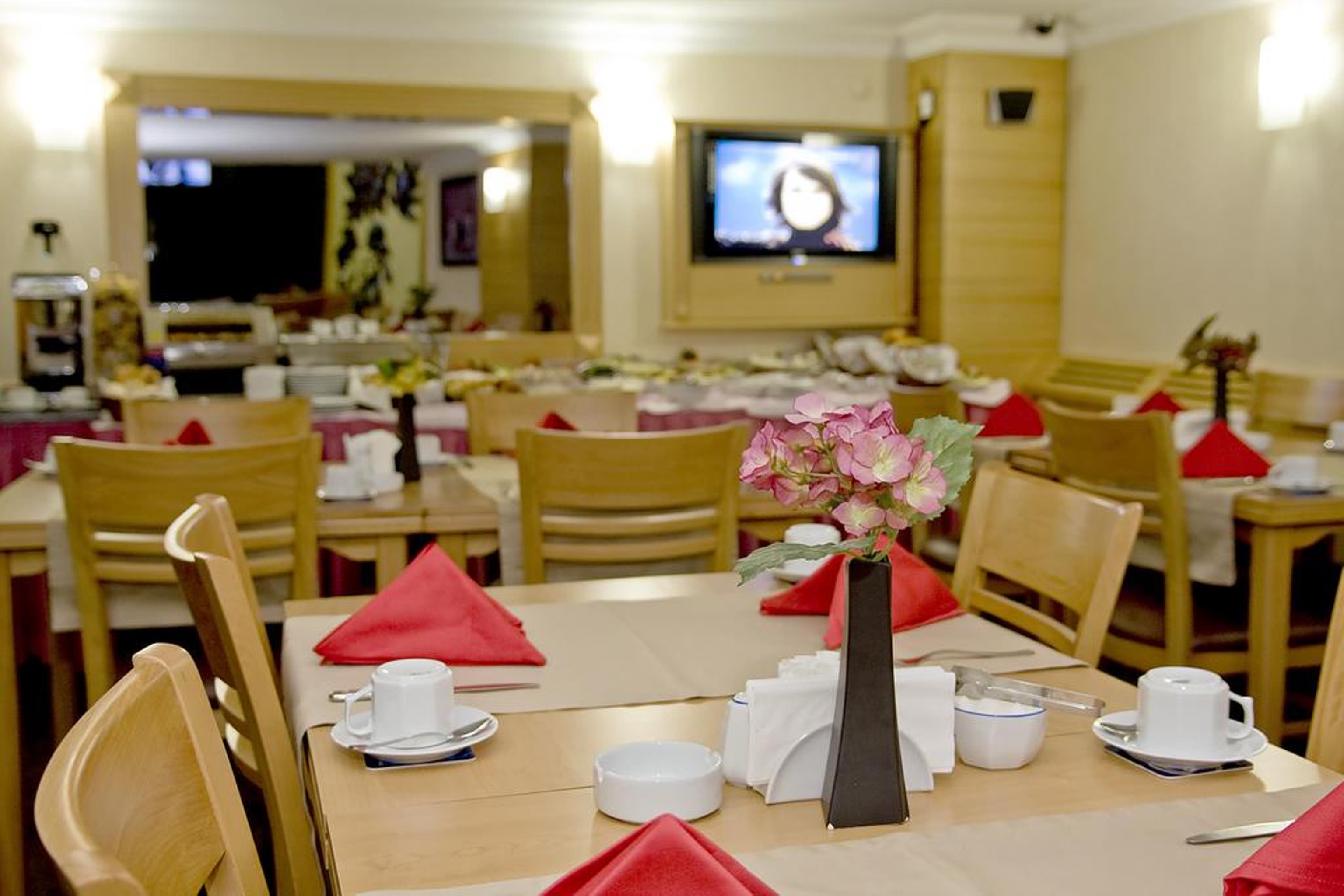 Park Star Hotel Taksim Istanbul Exterior foto