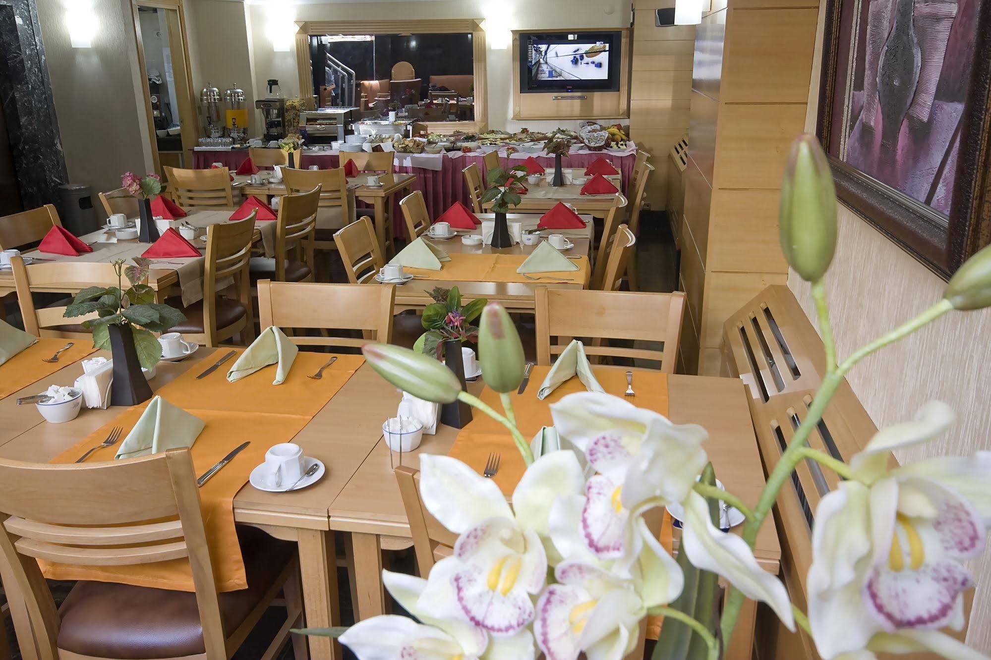 Park Star Hotel Taksim Istanbul Restaurant foto