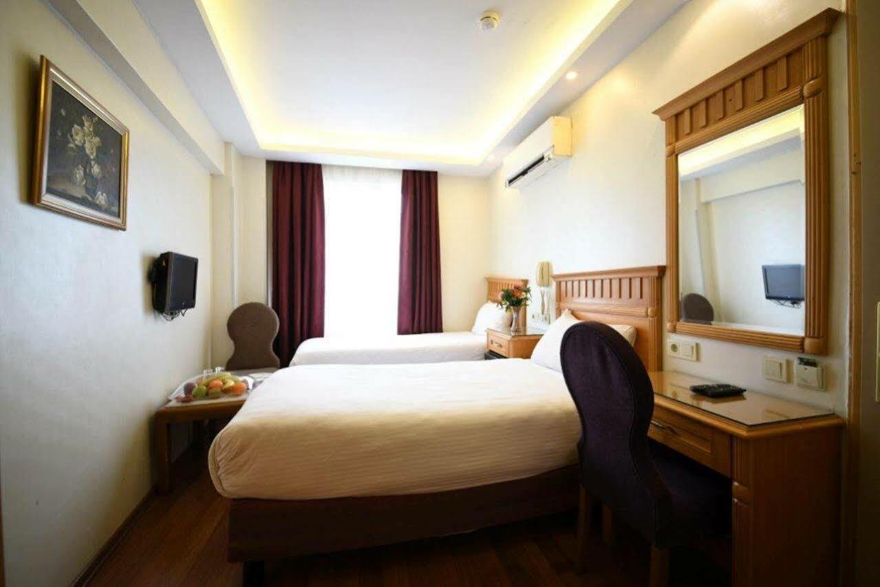 Park Star Hotel Taksim Istanbul Exterior foto